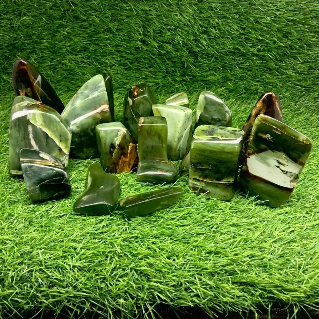 "Natural Nephrite Jade Crystal - Lemra Crystals & Jewelry Budapest"