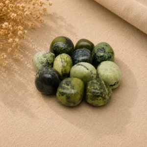 Serpentine-Tumbled-Stone-for-Meditation-Chakra-Healing.