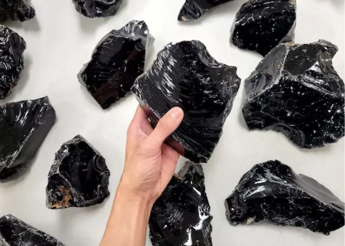 Obsidian gemstone