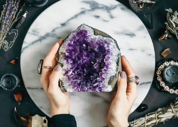 amythest gemstone